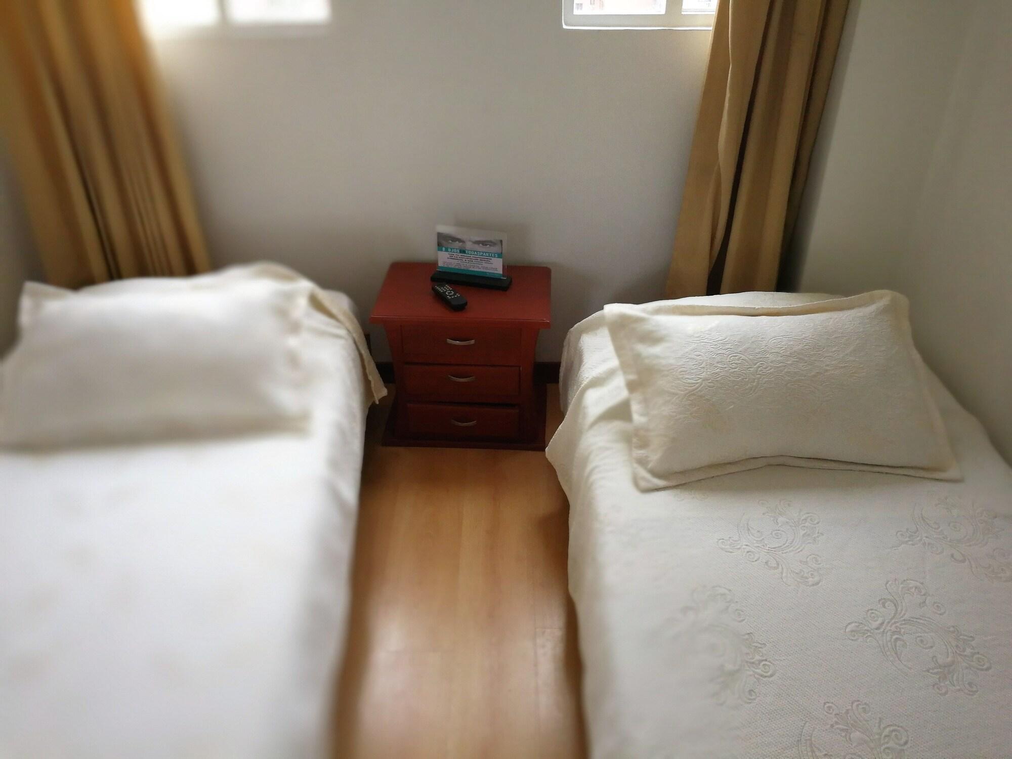 בוגוטה Hotel Alicante מראה חיצוני תמונה