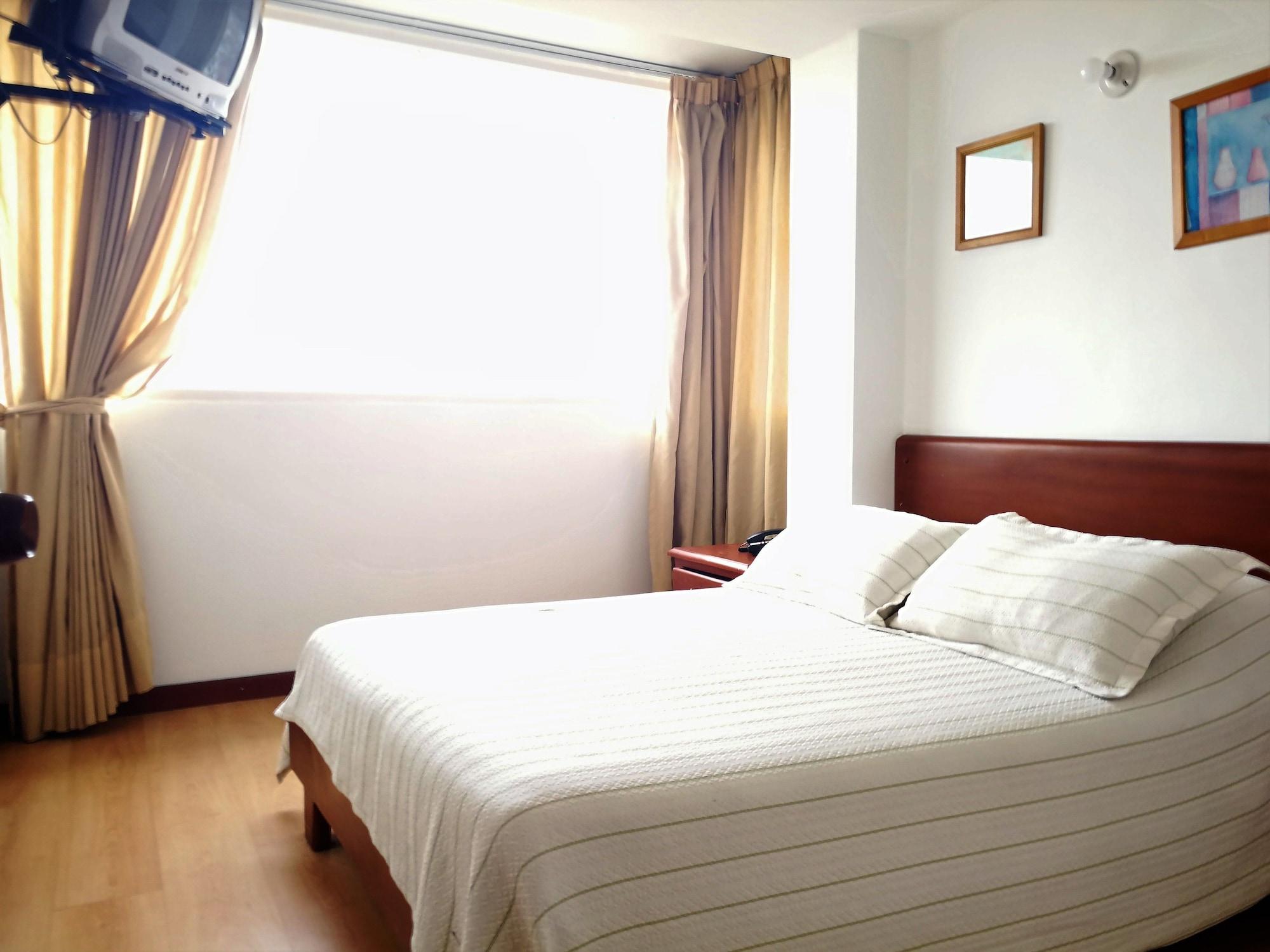 בוגוטה Hotel Alicante מראה חיצוני תמונה