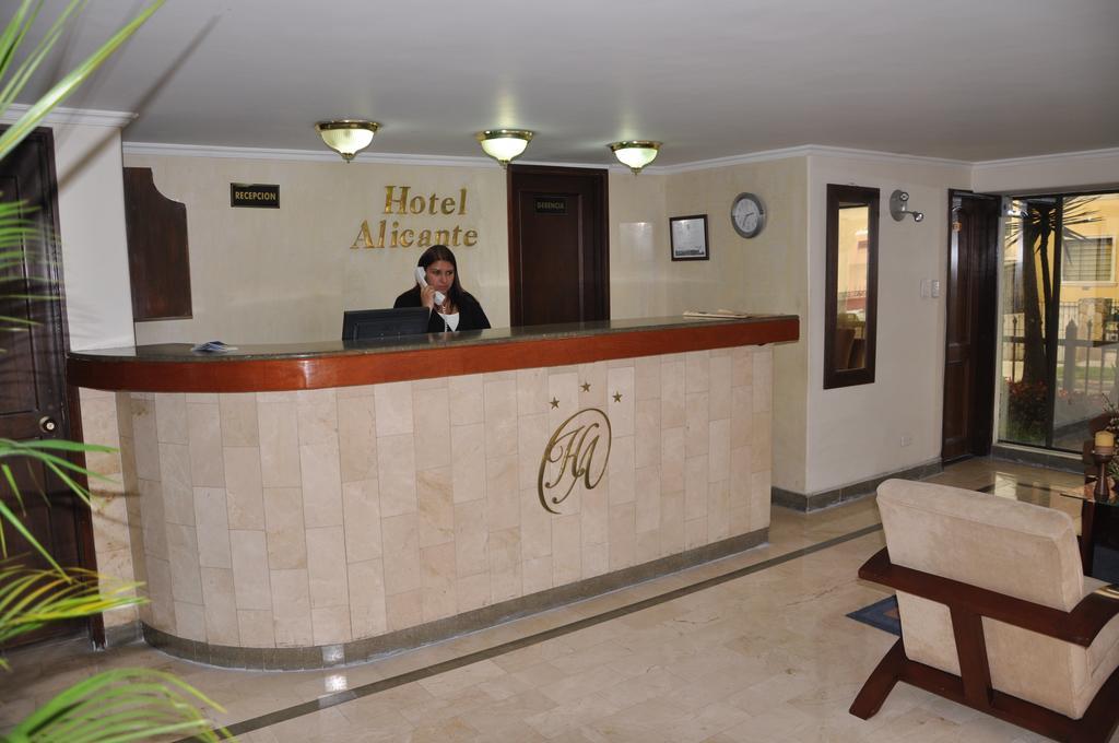 בוגוטה Hotel Alicante מראה חיצוני תמונה