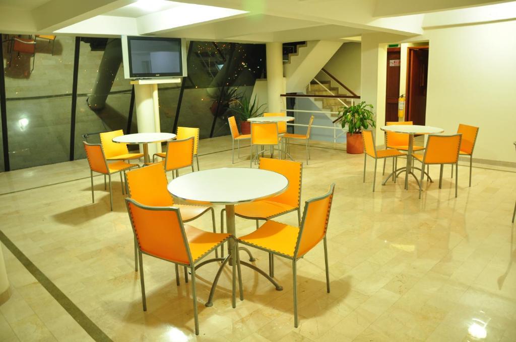 בוגוטה Hotel Alicante מראה חיצוני תמונה