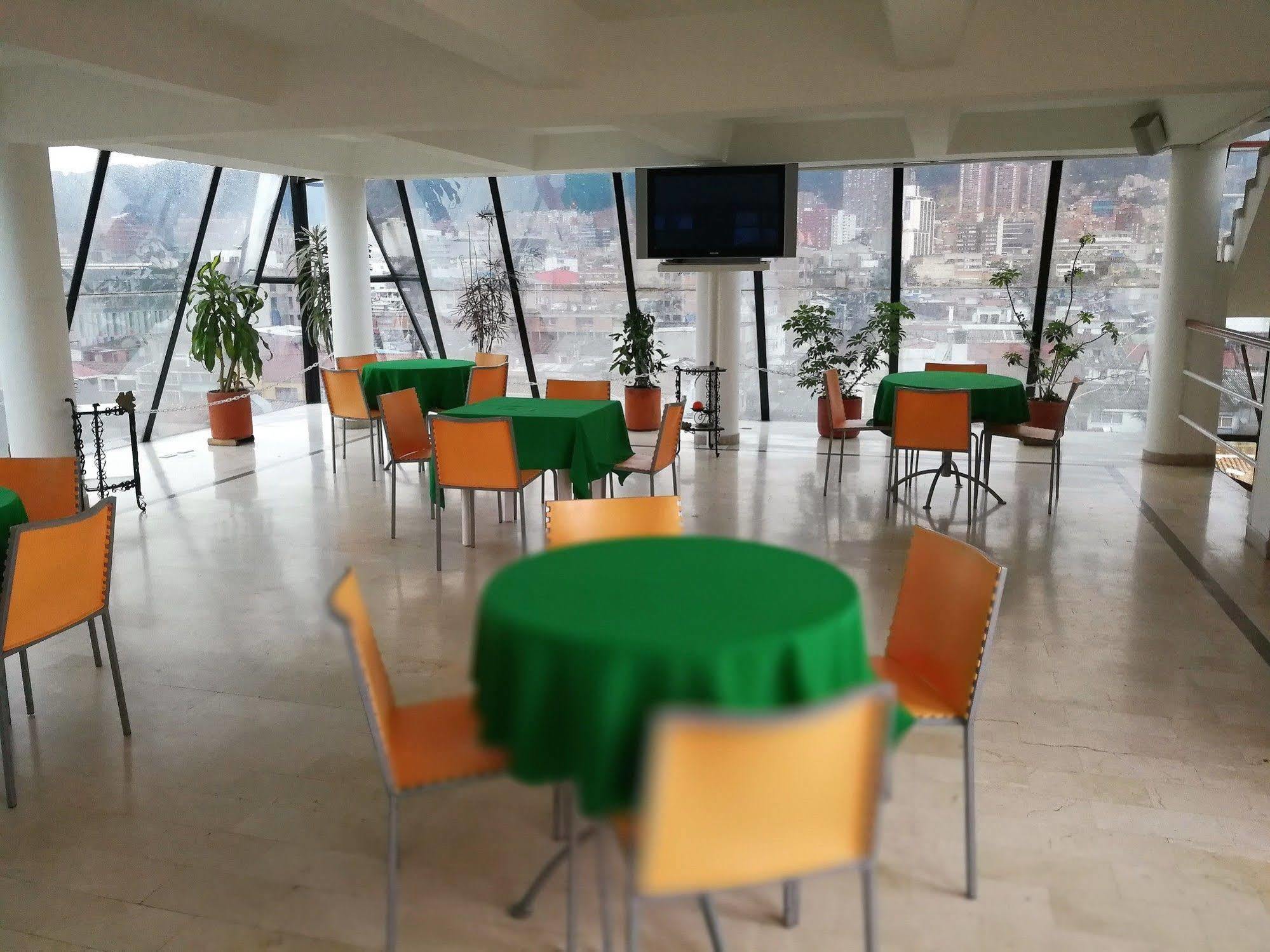 בוגוטה Hotel Alicante מראה חיצוני תמונה